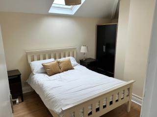 City Center-3 min Walk to Town Square - Galway - 3
