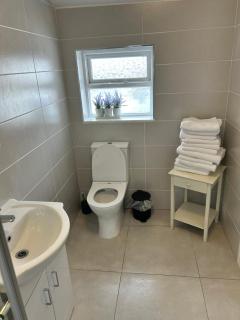 City Center-3 min Walk to Town Square - Galway - 2