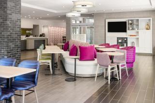 Home2 Suites by Hilton Greenville Downtown - Greenville - 4