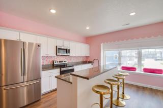 2 Mi to TBK Bank Sports Complex Townhome with Patio - Bettendorf - 9