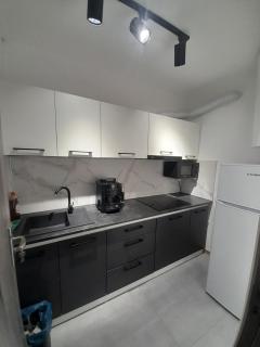 Bys House - Baia Mare - 8