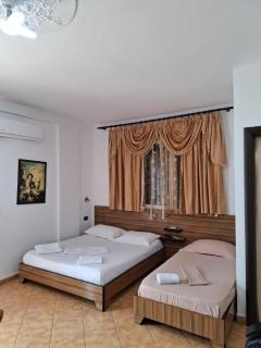 MelArt Apartaments - Polisi i Vogël - 8