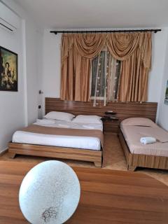 MelArt Apartaments - Polisi i Vogël - 7
