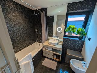Sky-High Elegance Top-Floor Views of City, Ocean & Sunrise - Funchal - 6