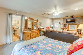 Walk to Dtwn Ironton Home in Historic District - Ironton - 1