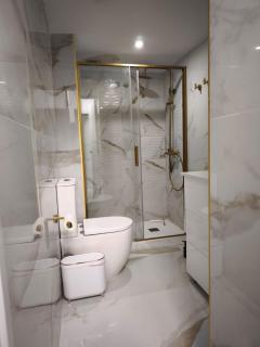 Airbhouse Prívate Rooms & Apartments Triana - Sevilla - 9