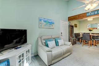 Dog Friendly! This bright and fresh, newly appointed two bedroom one bath condo! - Fernandina Beach - 7