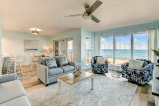 2 Bed/2 Bath Oceanfront condo sleeps 6 guests. Oceanfront balcony and pool. - Fernandina Beach - 8
