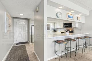 Ocean view from the master bedroom and living room with a spacious balcony - Fernandina Beach - 4