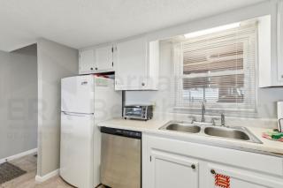 Ocean view from the master bedroom and living room with a spacious balcony - Fernandina Beach - 3