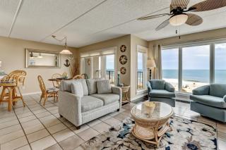 2 Bed/2 Bath Oceanfront condo sleeps 6. Oceanfront deck and pool. - Fernandina Beach - 7