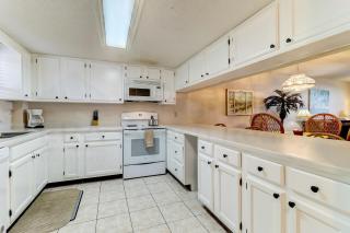 Ocean view from the master bedroom and living room with a spacious balcony 303 Atlantis - Fernandina Beach - 5