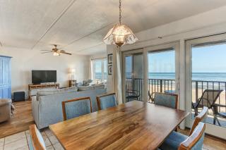 2 Bed/2 Bath, 4th floor Oceanfront condo sleeps 6. Oceanfront deck and pool. - Fernandina Beach - 8