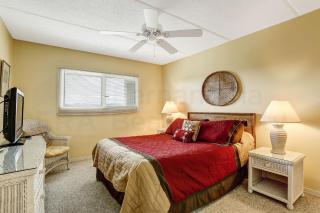 2 Bed/2 Bath, 4th floor Oceanfront condo sleeps 6. Oceanfront deck and pool. - Fernandina Beach - 3