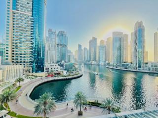 Asthetic 1BHK Direct Walk to Metro & Tram - 5