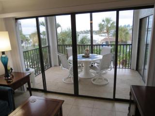 Anglers Cove F-301 - Marco Island - 5