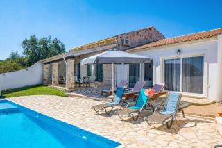 Villa Artemisia Corfu by Villa Plus - Karyótikon - 2