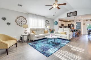 1 Mi to Shopping District Chic Springfield Home - Springfield - 5