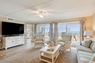 Beautiful 3 bedroom oceanfront condo on the 5th floor with Fishing Pier! 557 Amelia by the Sea - Fernandina Beach - 0