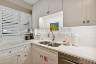 Beautiful 3 bedroom oceanfront condo on the 5th floor with Fishing Pier! 557 Amelia by the Sea - Fernandina Beach - 1