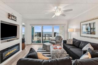 Experience beachfront luxury at 663 Amelia by the Sea, a spacious 2-bedroom condo. - Fernandina Beach - 7