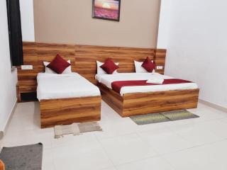 Hotel Mukund Central - Best Selling Hotel - Near Prem Mandir - Vrindāvan - 4