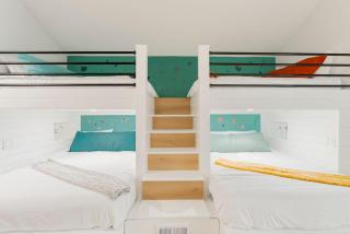 Beach House in Cherry Grove • Sleeps 12 • Pool - Myrtle Beach - 7