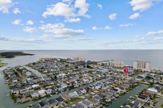 Beach House in Cherry Grove • Sleeps 12 • Pool - Myrtle Beach - 6