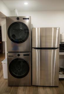 Bancroft Vibes Suite Sleeps 7 Cozy Retreat - 4