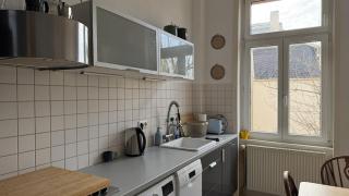 Cozy Room in City Centre - Frankfurt - 2
