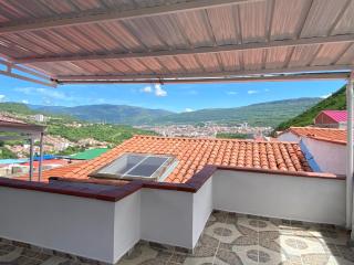 Casa en San Gil, perfecta para descansar en familia - San Gil - 9