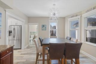 Dazzling Bungalow within 2 Blocks of Beach - Ventnor City - 2