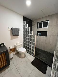 Black & White Lock Off Room - 2