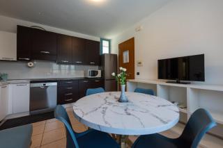 Ginestra Deluxe Idromassaggio privato e piscina - Eraclea Mare - 2