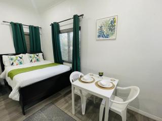 Ocean Breeze Studios - Nassau - 3