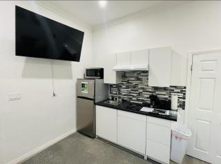 Ocean Breeze Studios - Nassau - 1