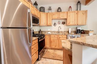 Trapper's Crossing by Summit County Mountain Retreats - Keystone - 4