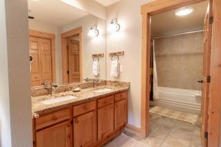 Trapper's Crossing by Summit County Mountain Retreats - Keystone - 2