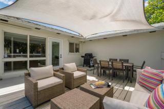 Sunshine Edit- Contemporary Yard and Near Beach - Hollywood - 6