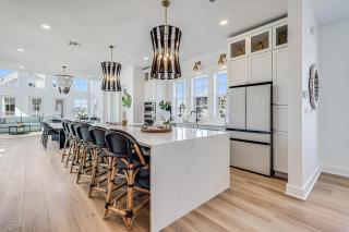 Dock Holiday 212 COA - 7