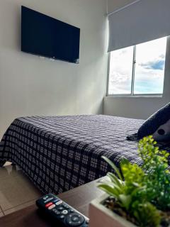Modern loft with parking, pool and view! - Armenia - 7