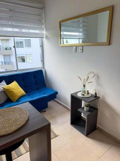 Modern loft with parking, pool and view! - Armenia - 5