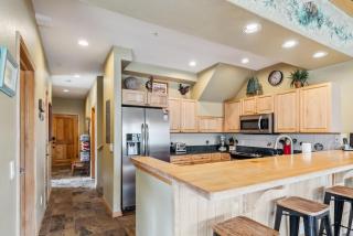 Breckenridge Condo with Sauna & Hot Tub Access - 4