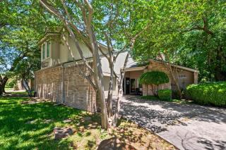 Mod Lux 6BedRm Villa with Enchanted Treehouse over Winding Creek by Vacation Your Way - Garland - 8
