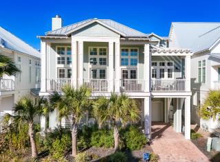 The Pool House 315 HI - 8