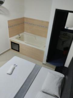 Hotel Universo Plaza - Medellín - 7