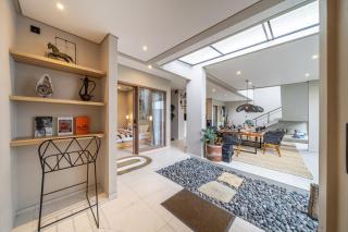Sunsets -Serenity - 3BR Rooftop Villa in Canggu, Ideal for Families - Kerobokan - 1