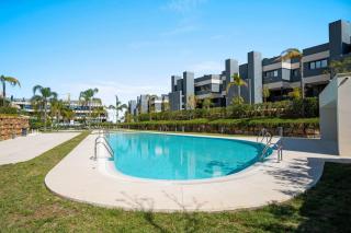 Oasis 325 Hideaway Luxe Garden Apartment - Estepona - 5