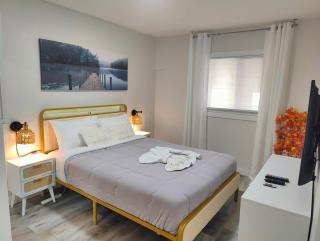 Elegant upper unit bungalow - 10 mn from downtown - Calgary - 4