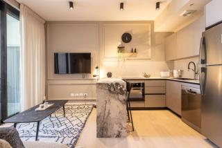 Stylish Apartment Steps from Rothschild Boulevard - Tel Aviv - 2